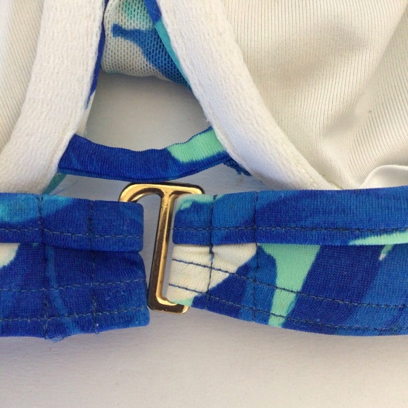 VICTORIAS SECRET WATERCOLOR BIKINI TOP SIZE 34C - Picture 10 of 11